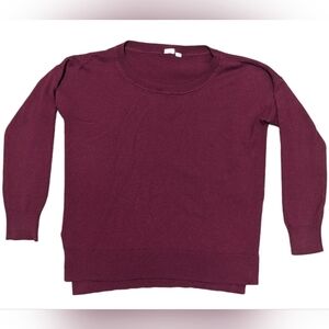 Gap Women's Medium Garnet Red Lightweight Wool Long Sleeve Pull Over Sweater